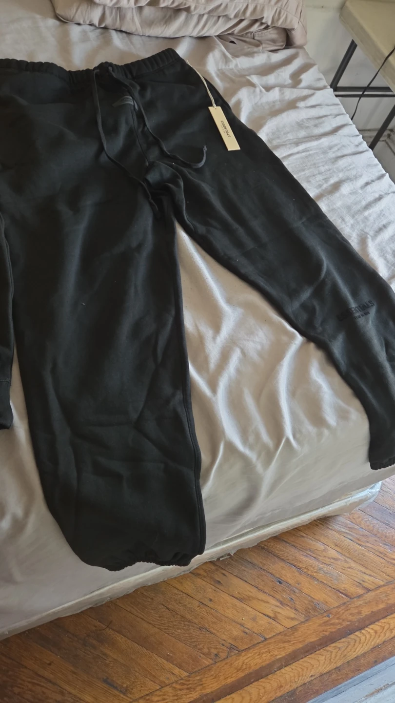 Fear of God Essentials Black Sweatpants & hoodie black - photo 3