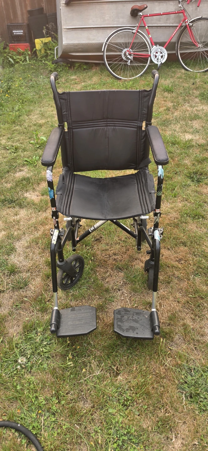 Airgo Comfort-Plus Lightweight Transport Chair - photo 3
