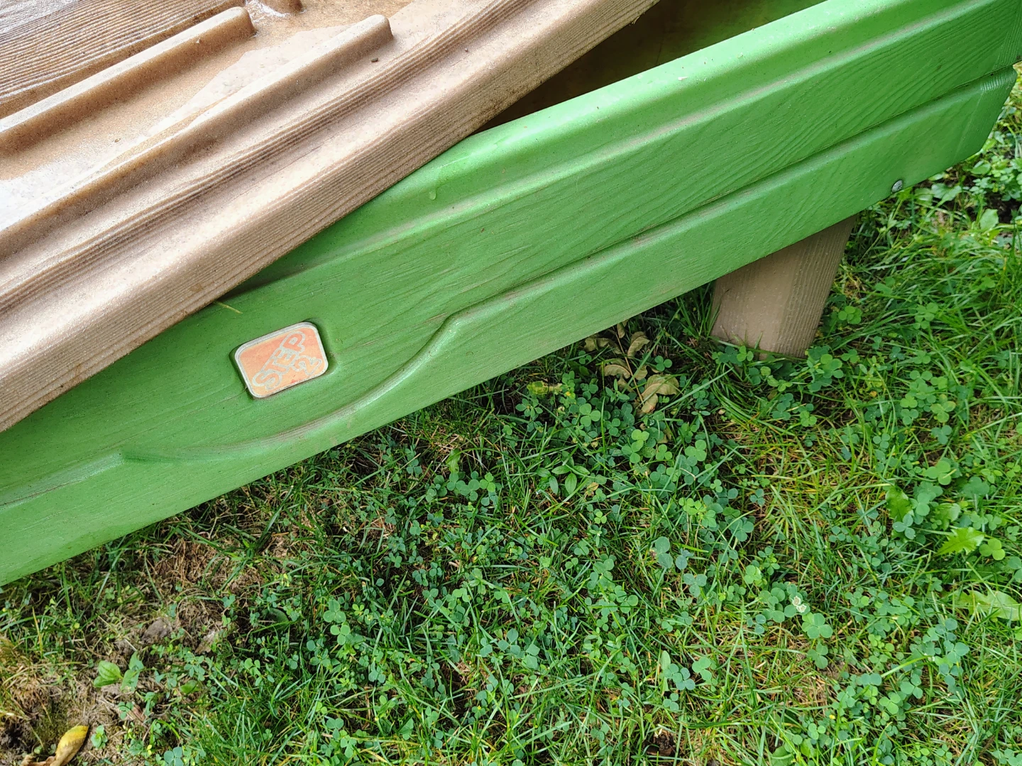 Step2 Water Table with Cover - photo 3