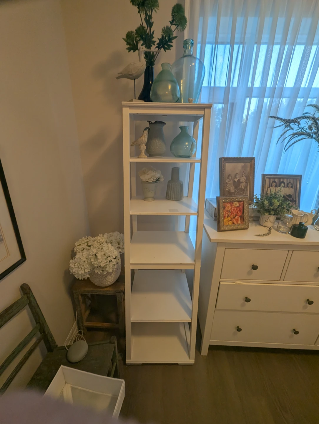 Pottery barn White 5-Shelf Ladder Bookshelf