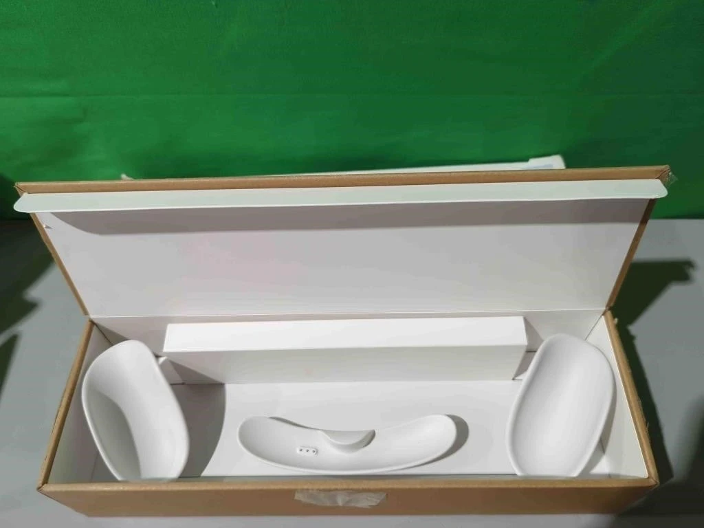 Meta Quest 3 Charging Dock, White - photo 2