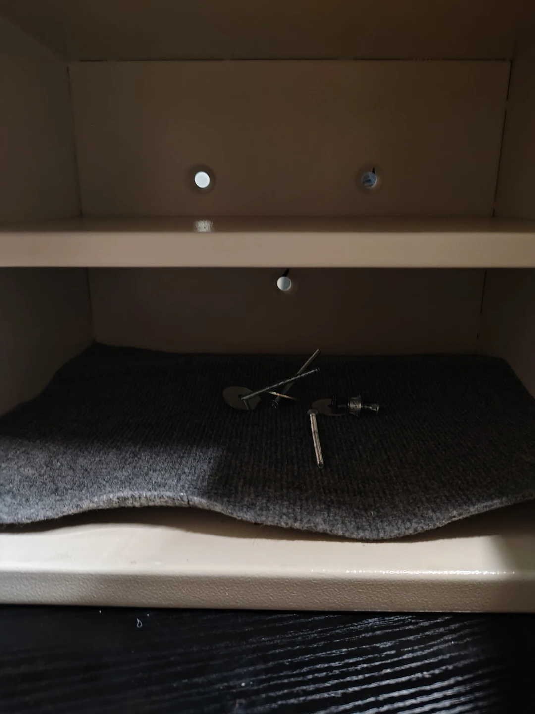 Challenger M5 Digital Safe - photo 4
