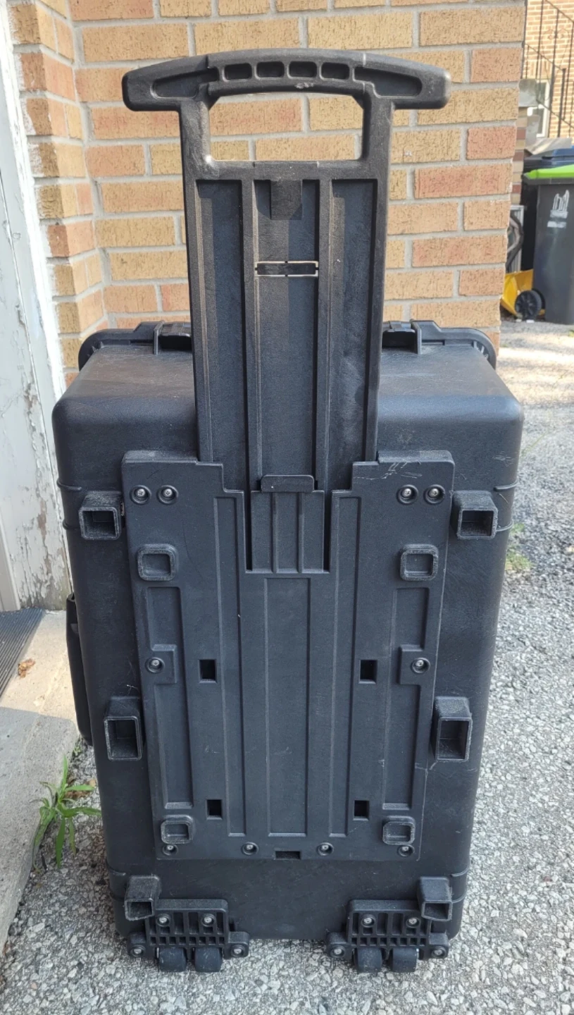 Pelican 1650 Case with Wheels - photo 3