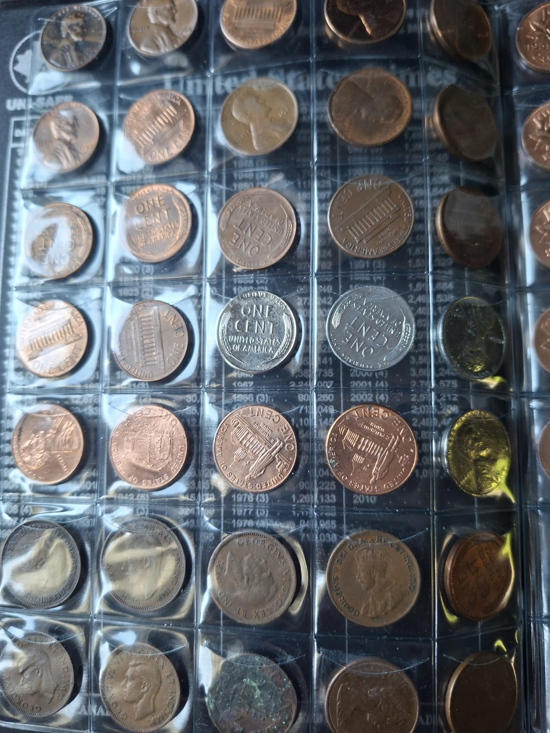 Collection of assorted Canadian and US pennies - photo 2