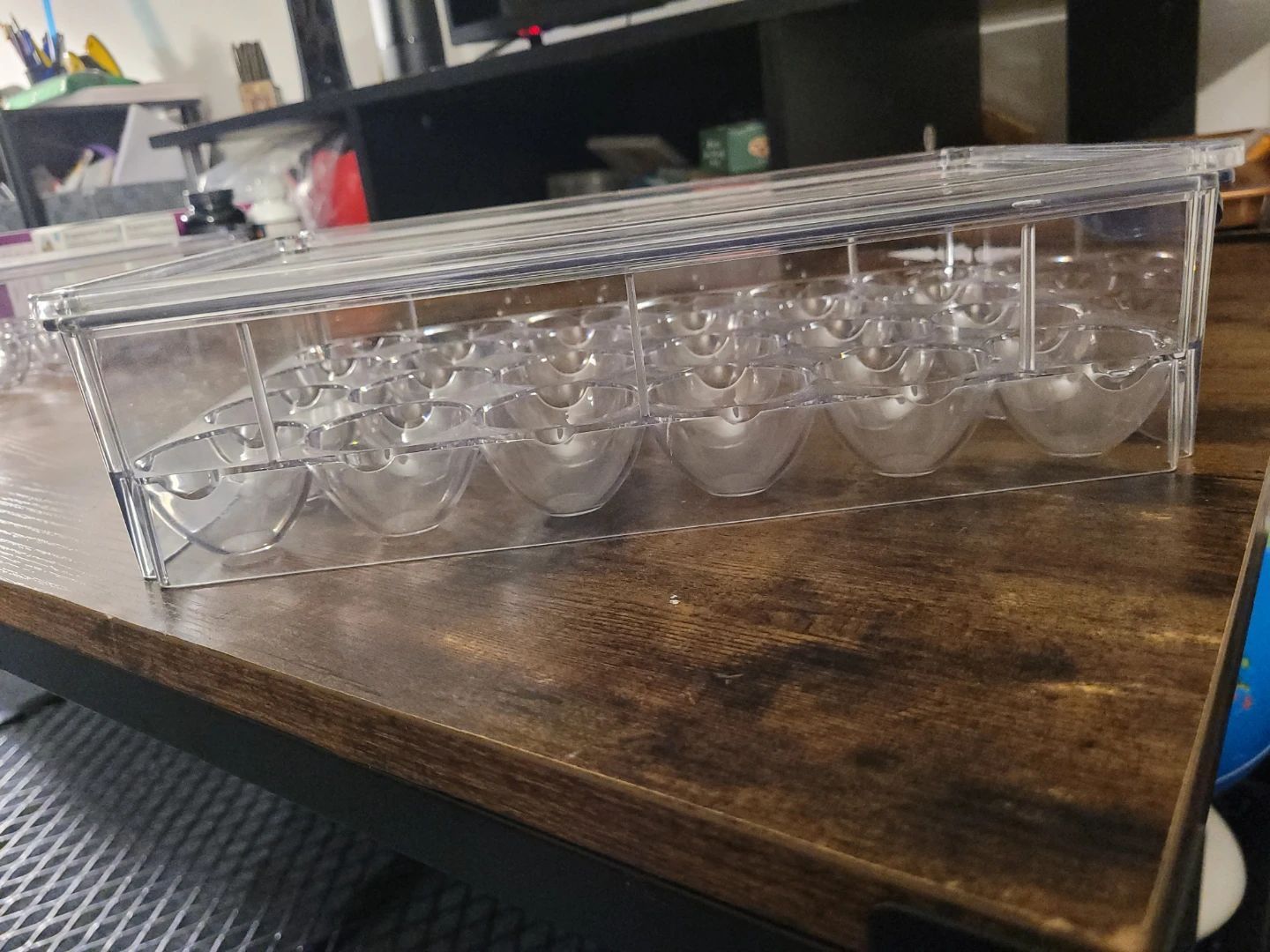 Clear Plastic 24 Egg Holder with Lid - photo 2