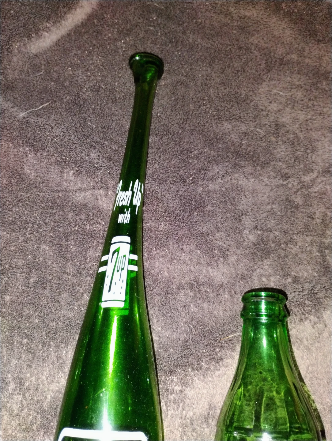 Vintage 7UP and Coca-Cola Green Glass Bottles - photo 4