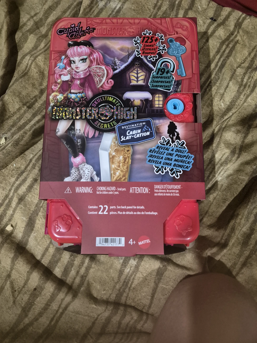 Monster High Skulltimate Secrets Cabin Slay-cation Doll