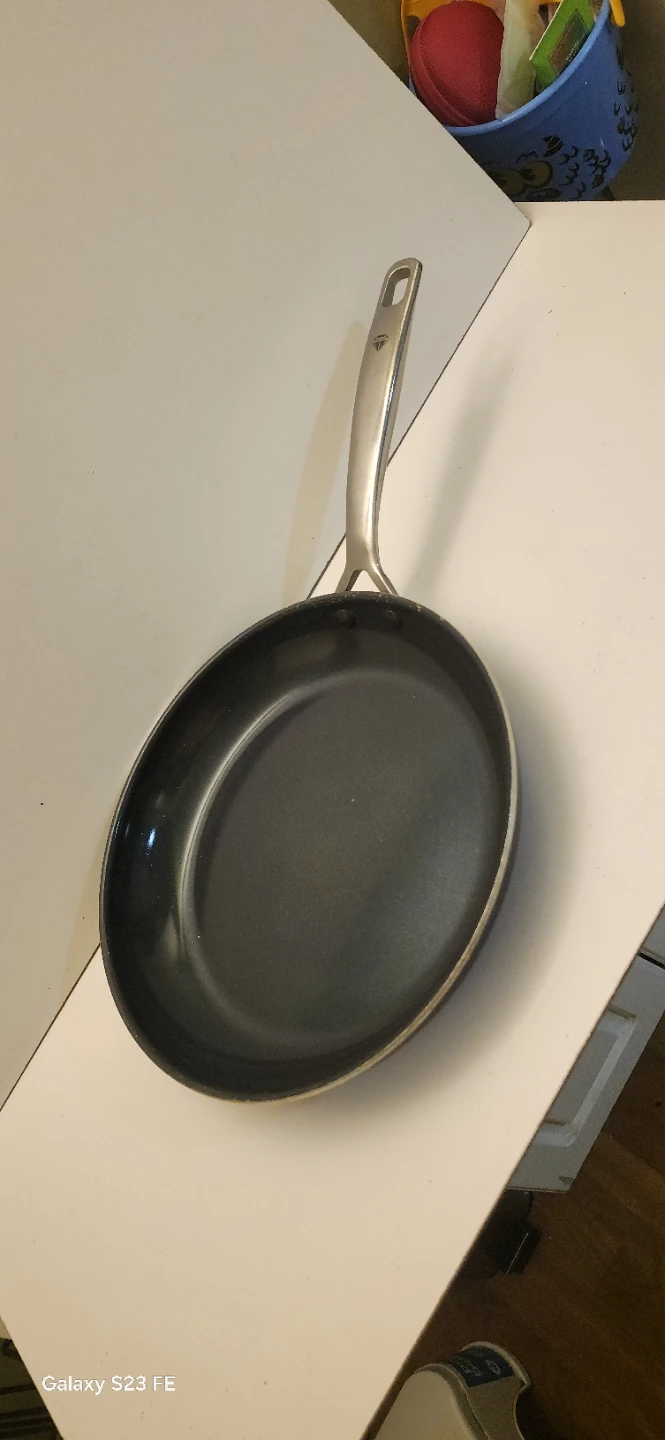 Blue Diamond Frying Pan