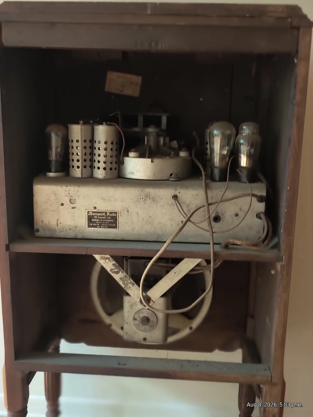 vintage cabinet radio - photo 2