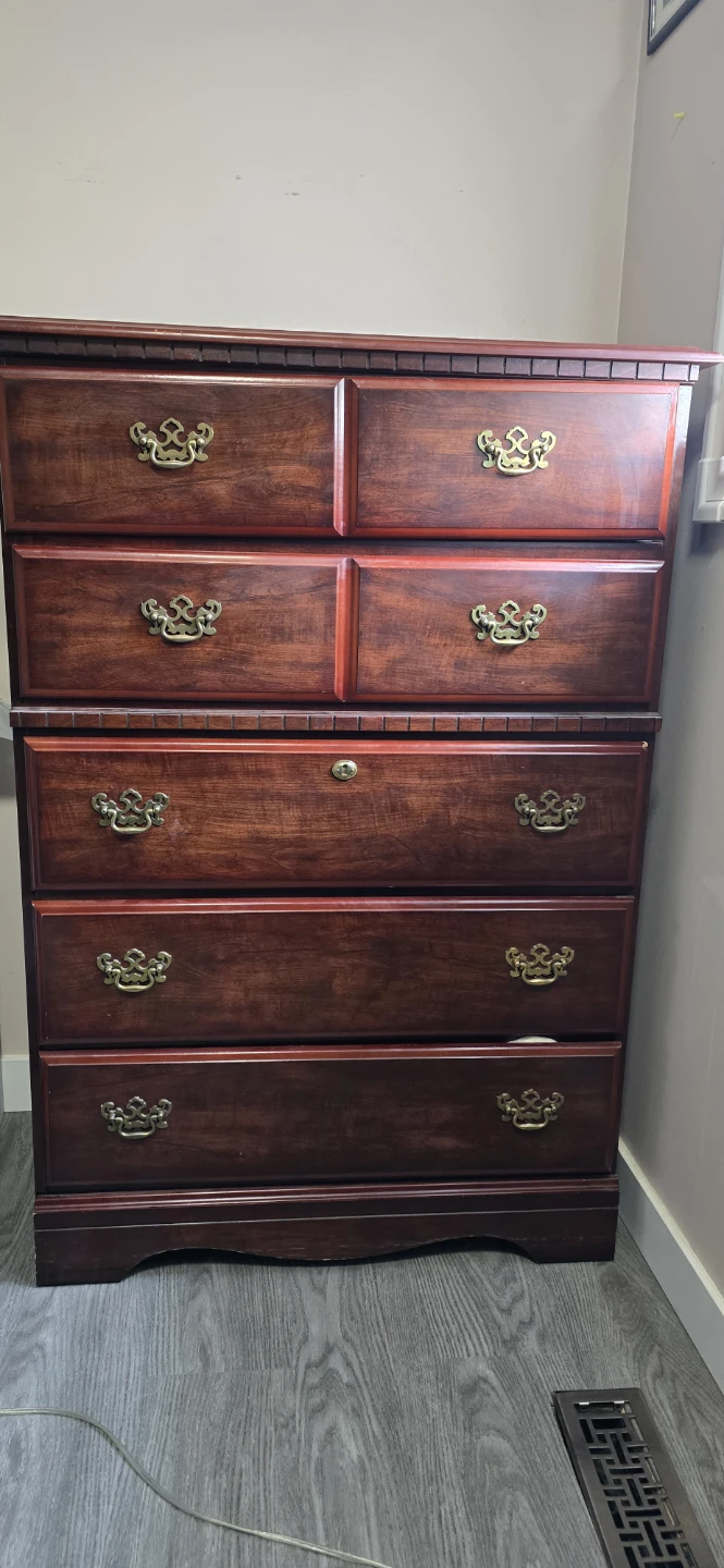 Wooden Dresser Chest of Drawers