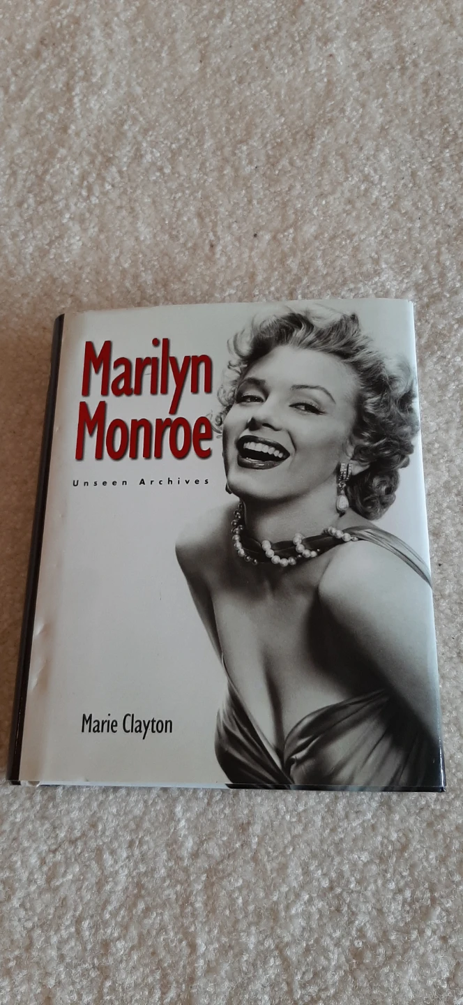 Marilyn Monroe Unseen Archives,book
