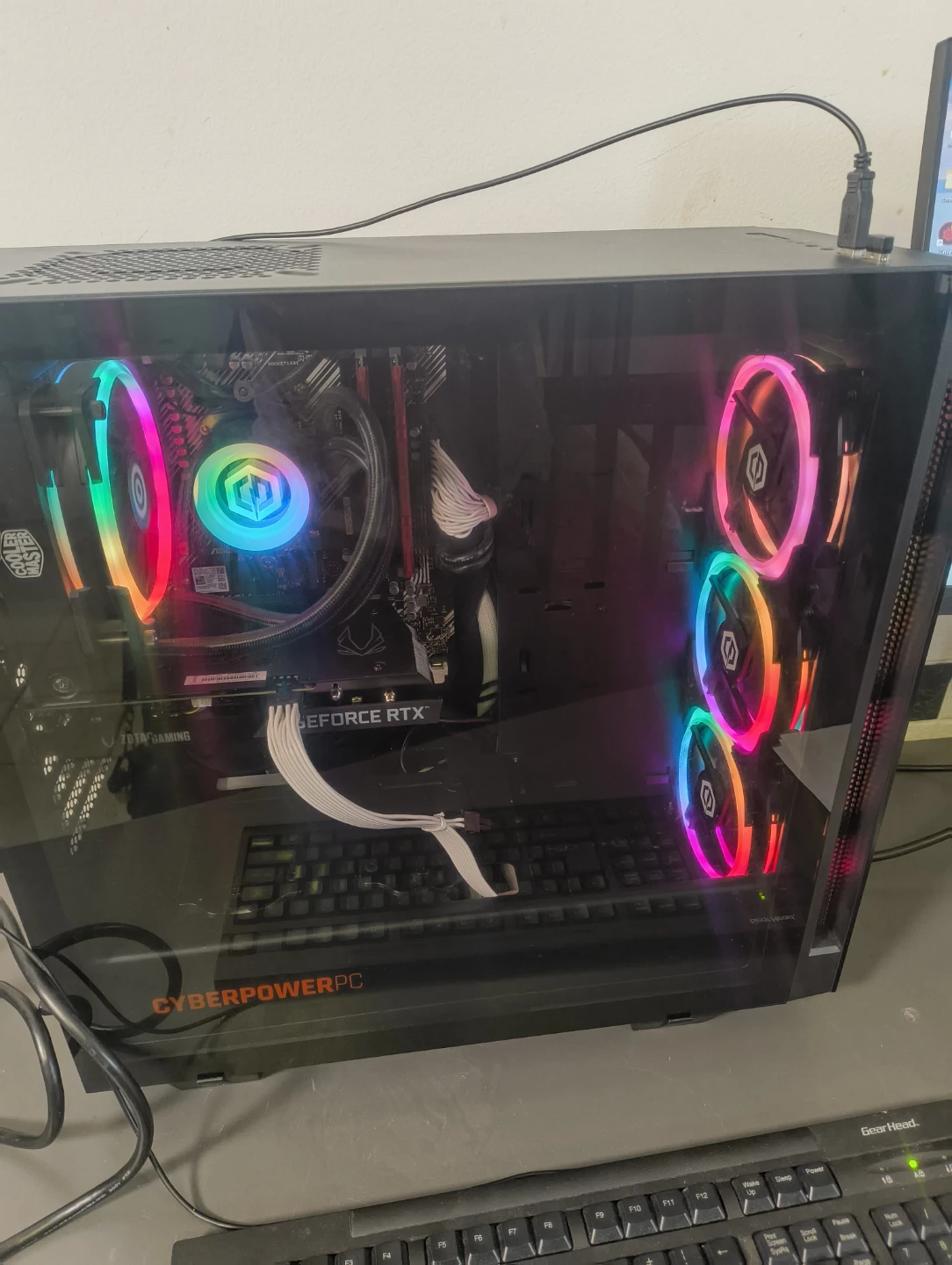 Gaming Pc rtx3060 12gb ryzen 7 RGB PC