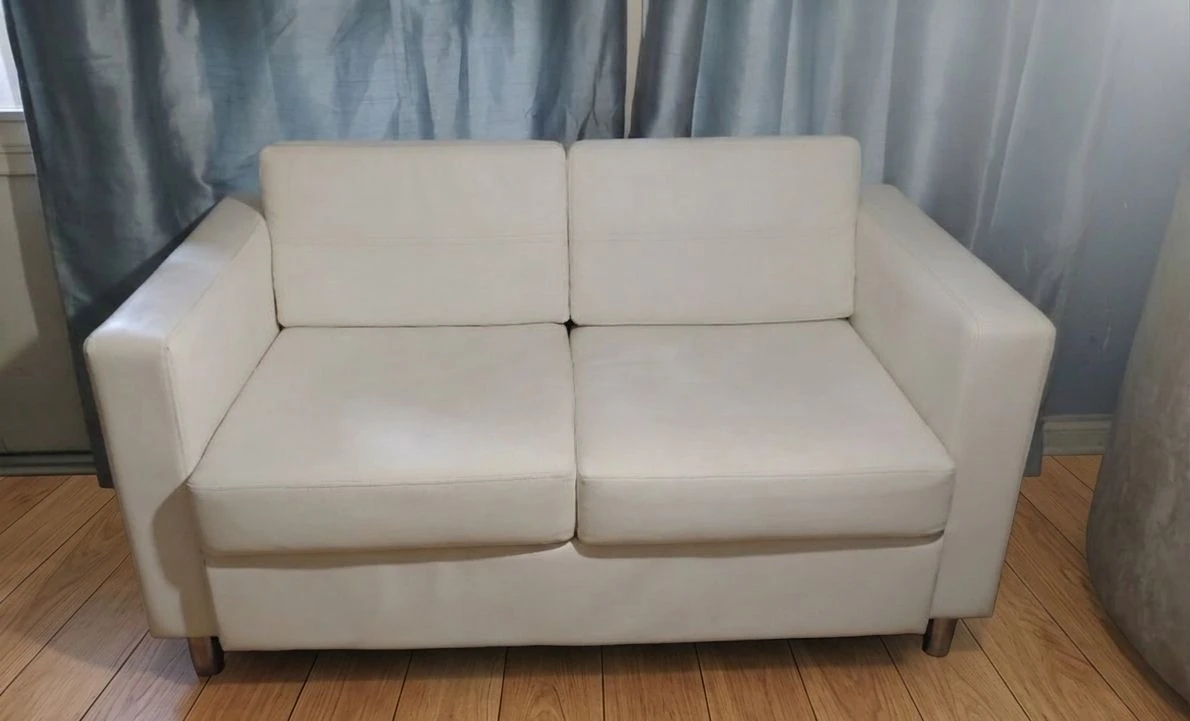 White 2-Seater Loveseat Sofa - photo 2