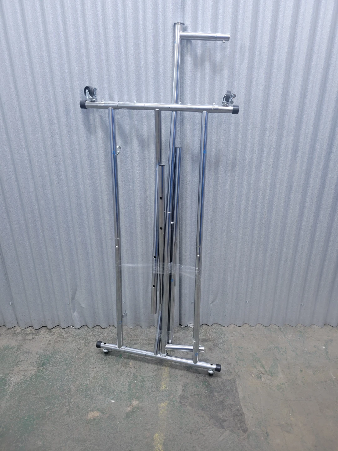Adjustable Rolling Garment Rack - photo 3