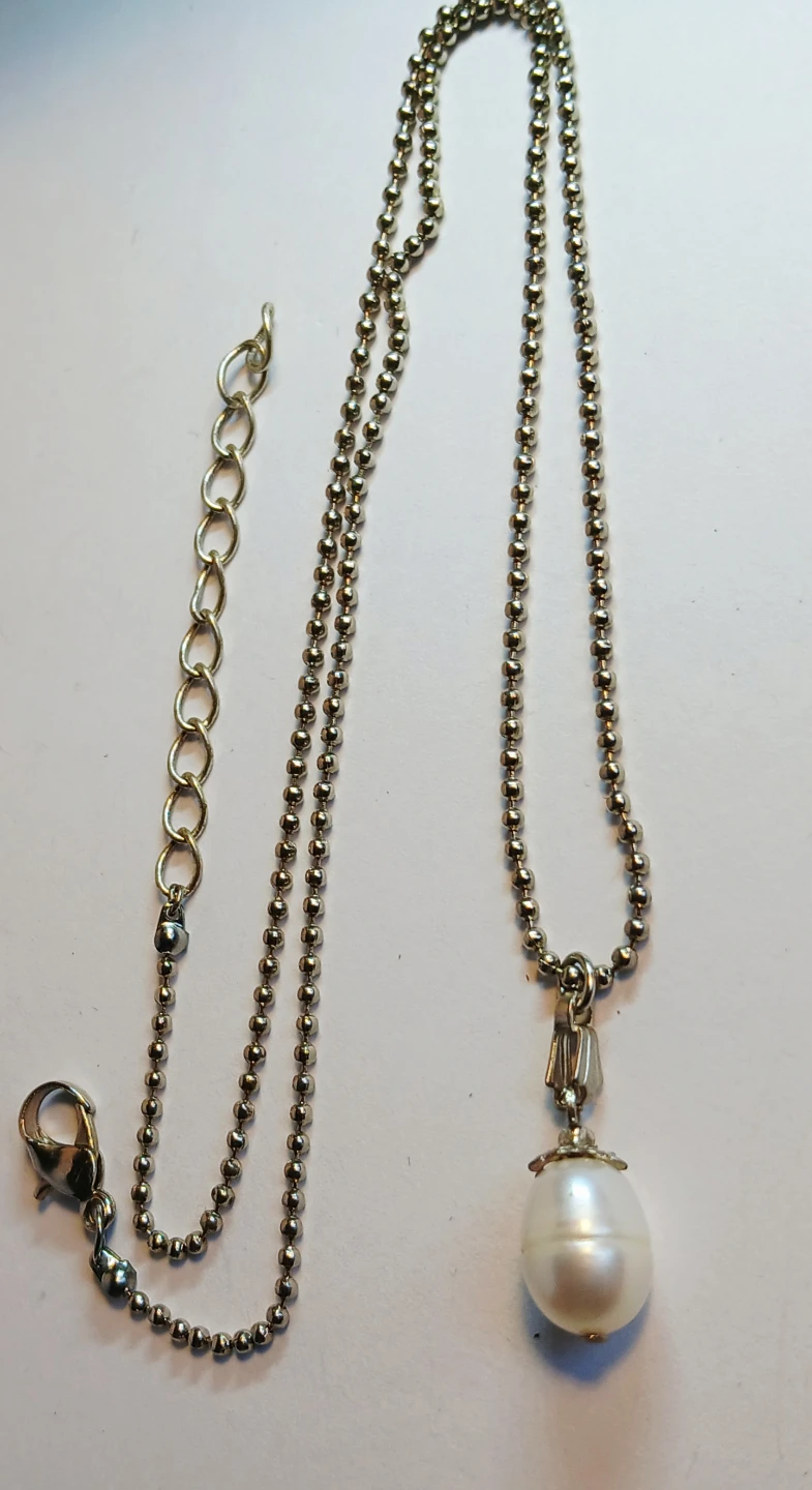 Pearl Necklace and Earring Set - photo 2