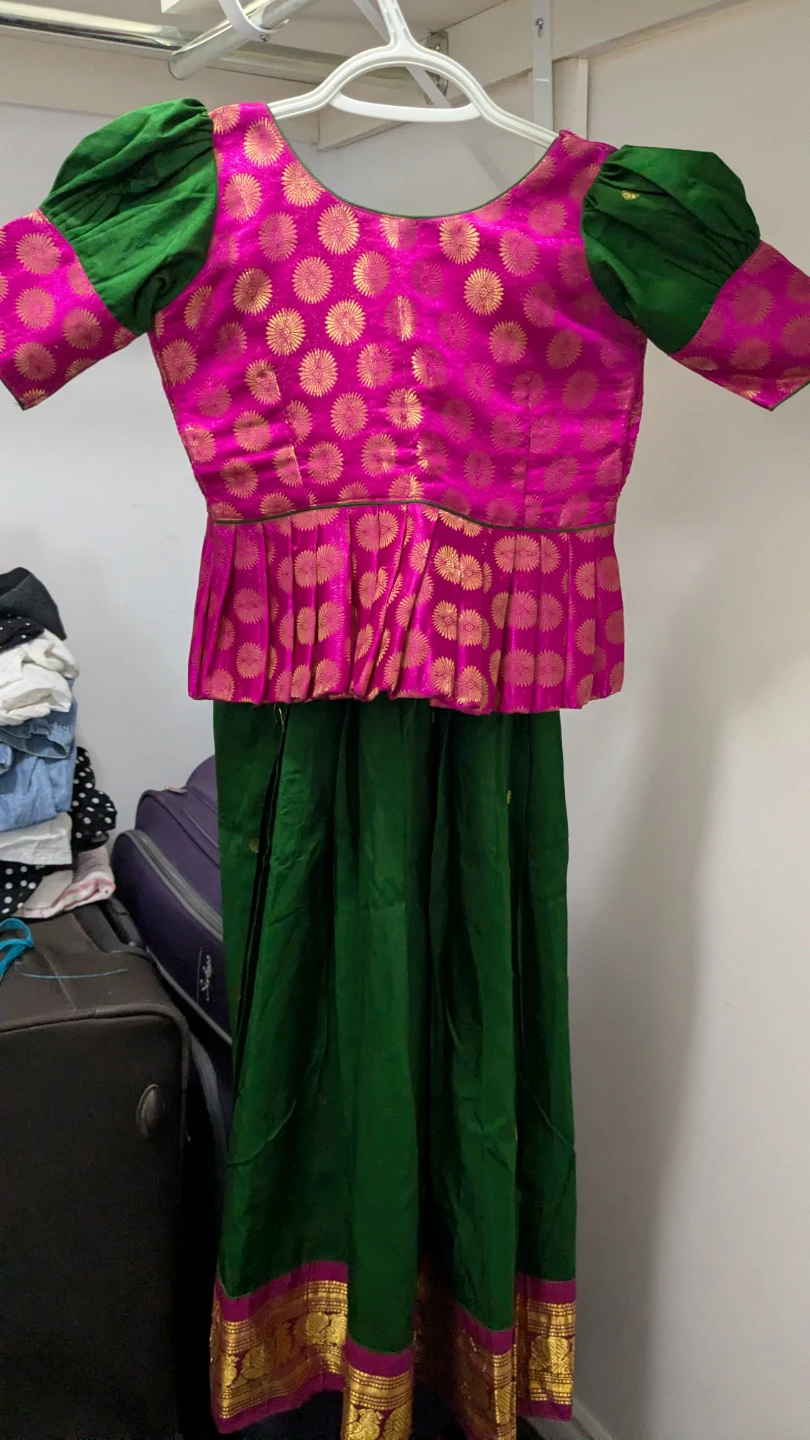 Kids Lehenga Choli Set/pattu langa - photo 2