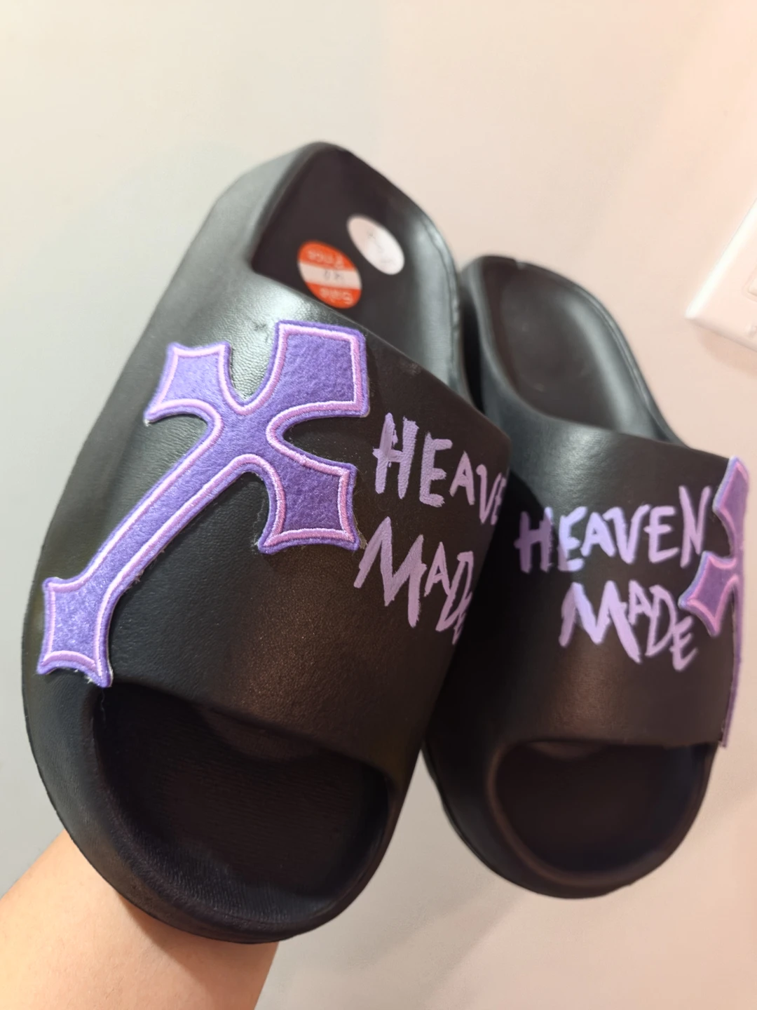 HEAVEN MADE Slides - photo 2