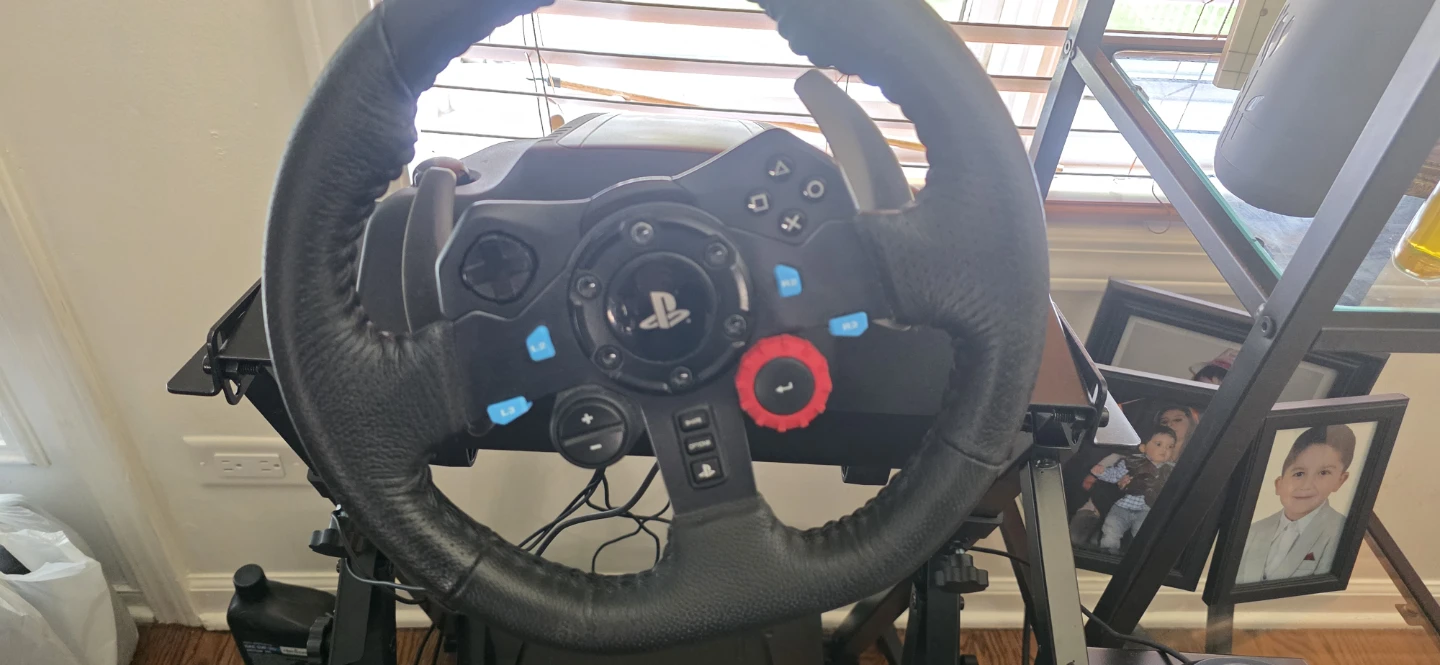 Logitech g29 wheel with pedals, shifter and sim racing stand - photo 2