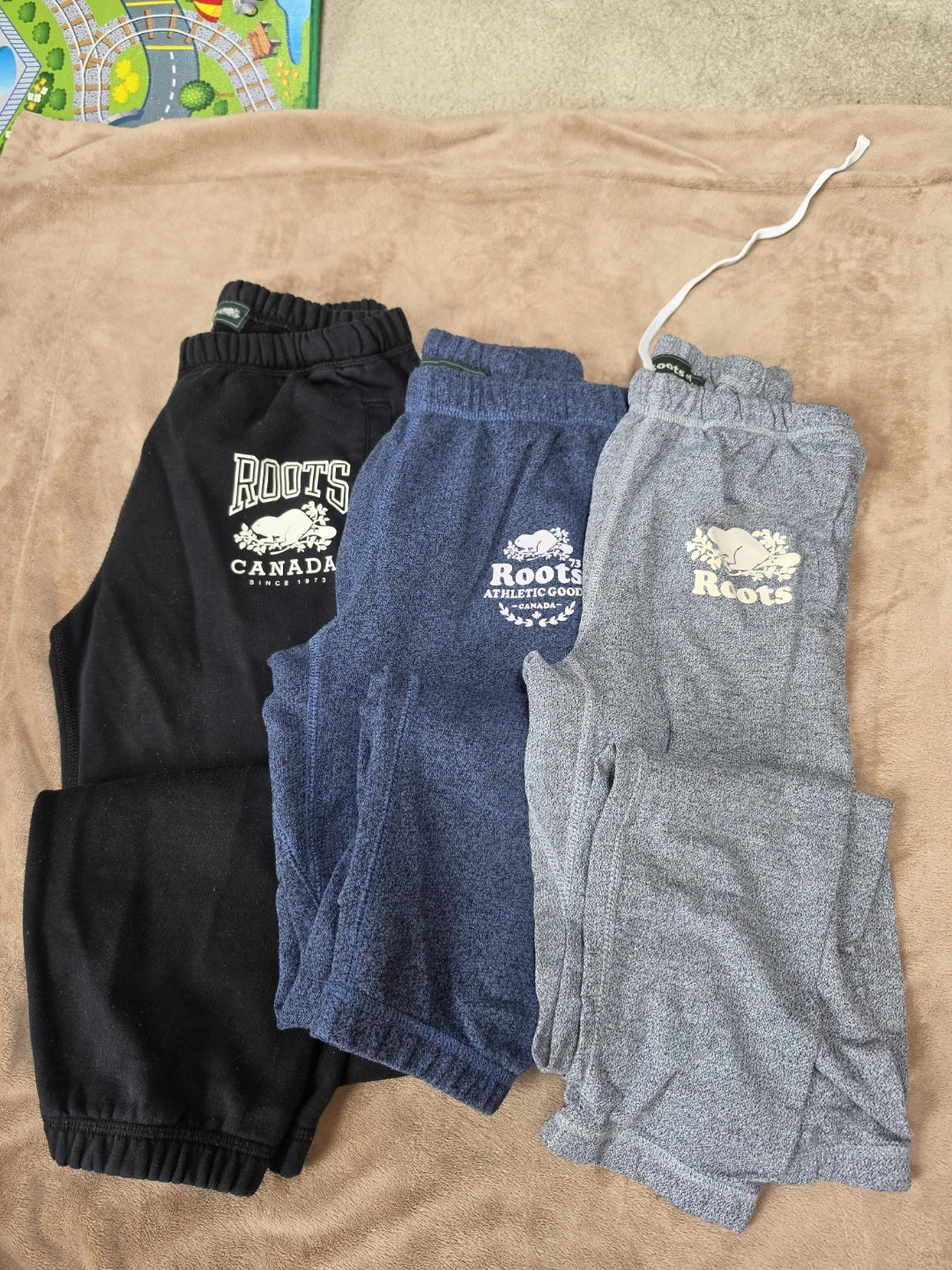 Roots Sweatpants Bundle