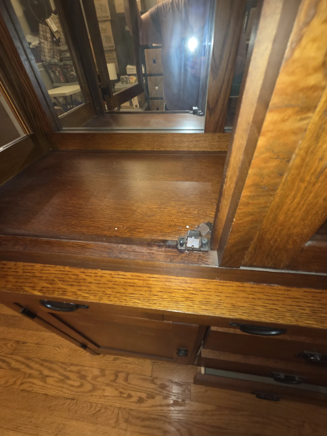 China Hutch - photo 4
