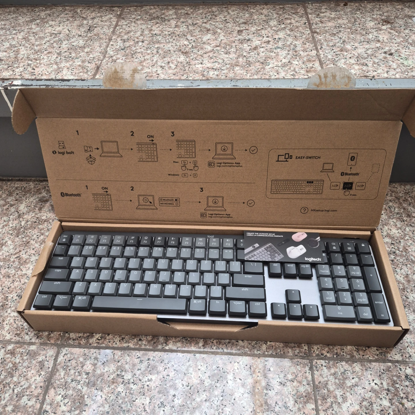 Logitech MX Mechanical Wireless Illuminated Keyboard - photo 2