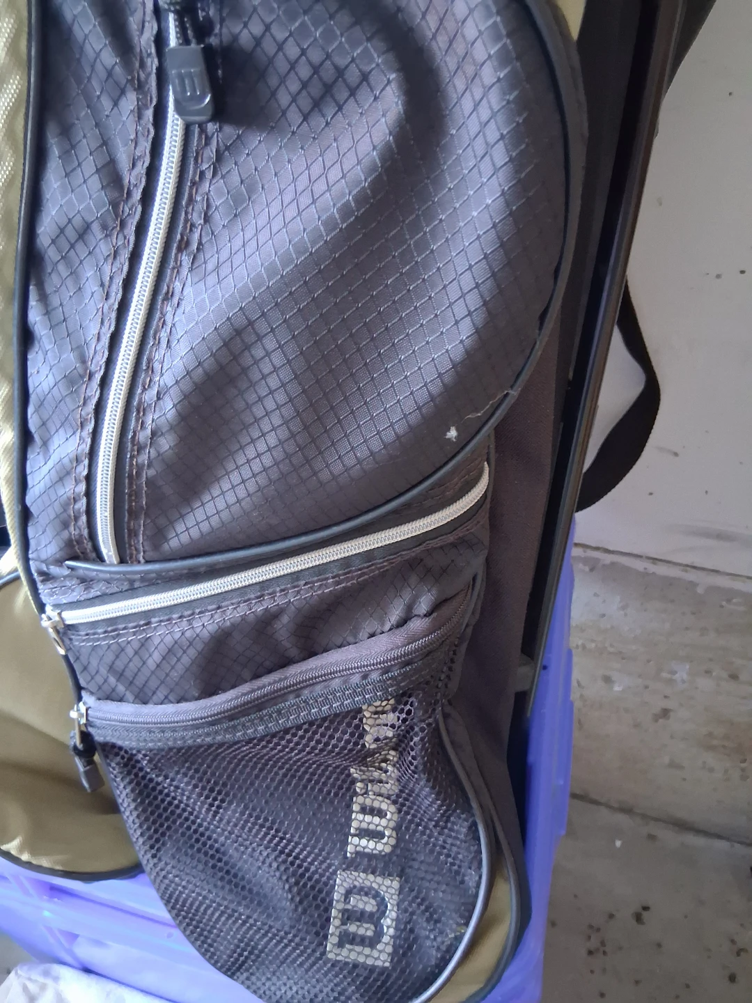 Wilson Golf Bag with Clubs