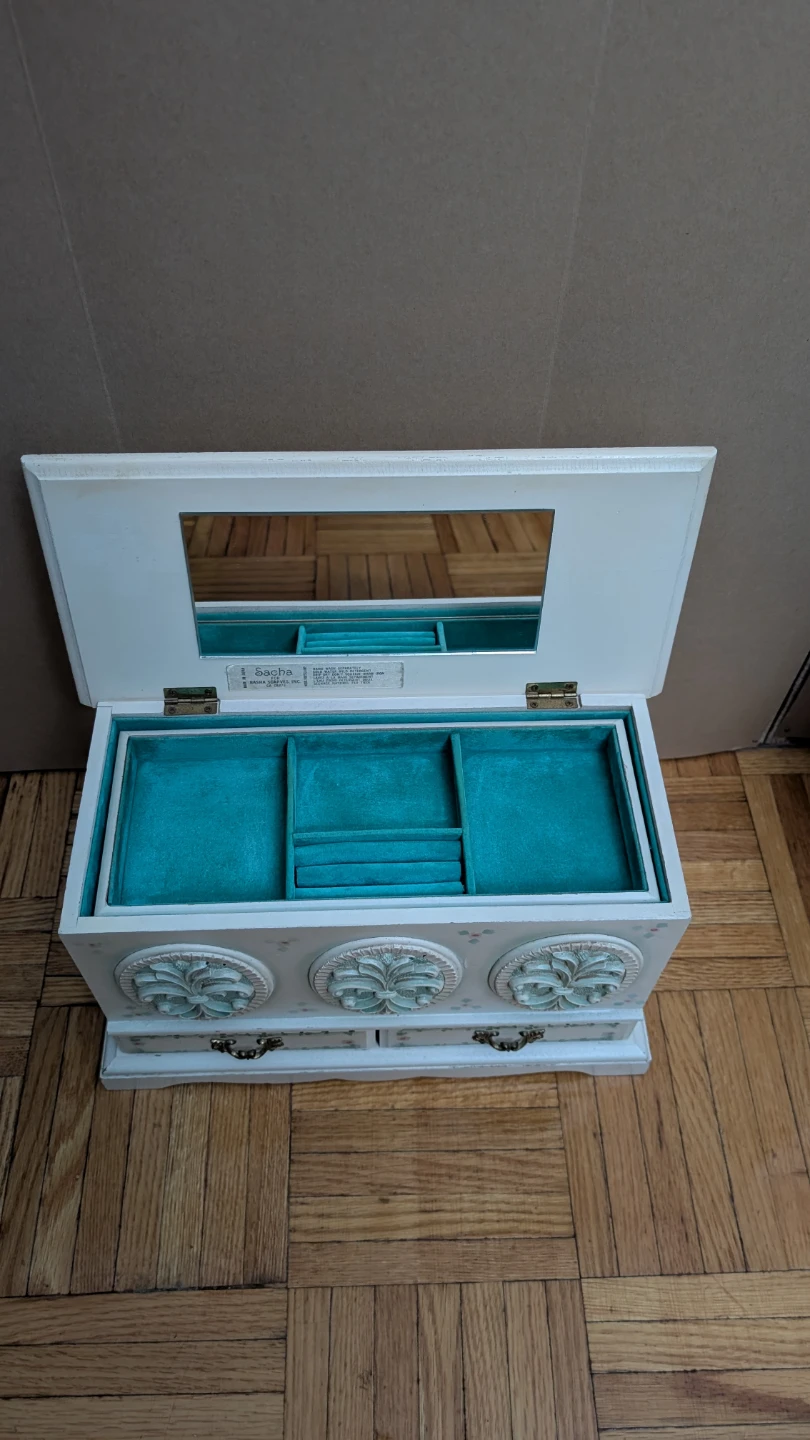 Antique Jewelry Box (read description) - photo 2