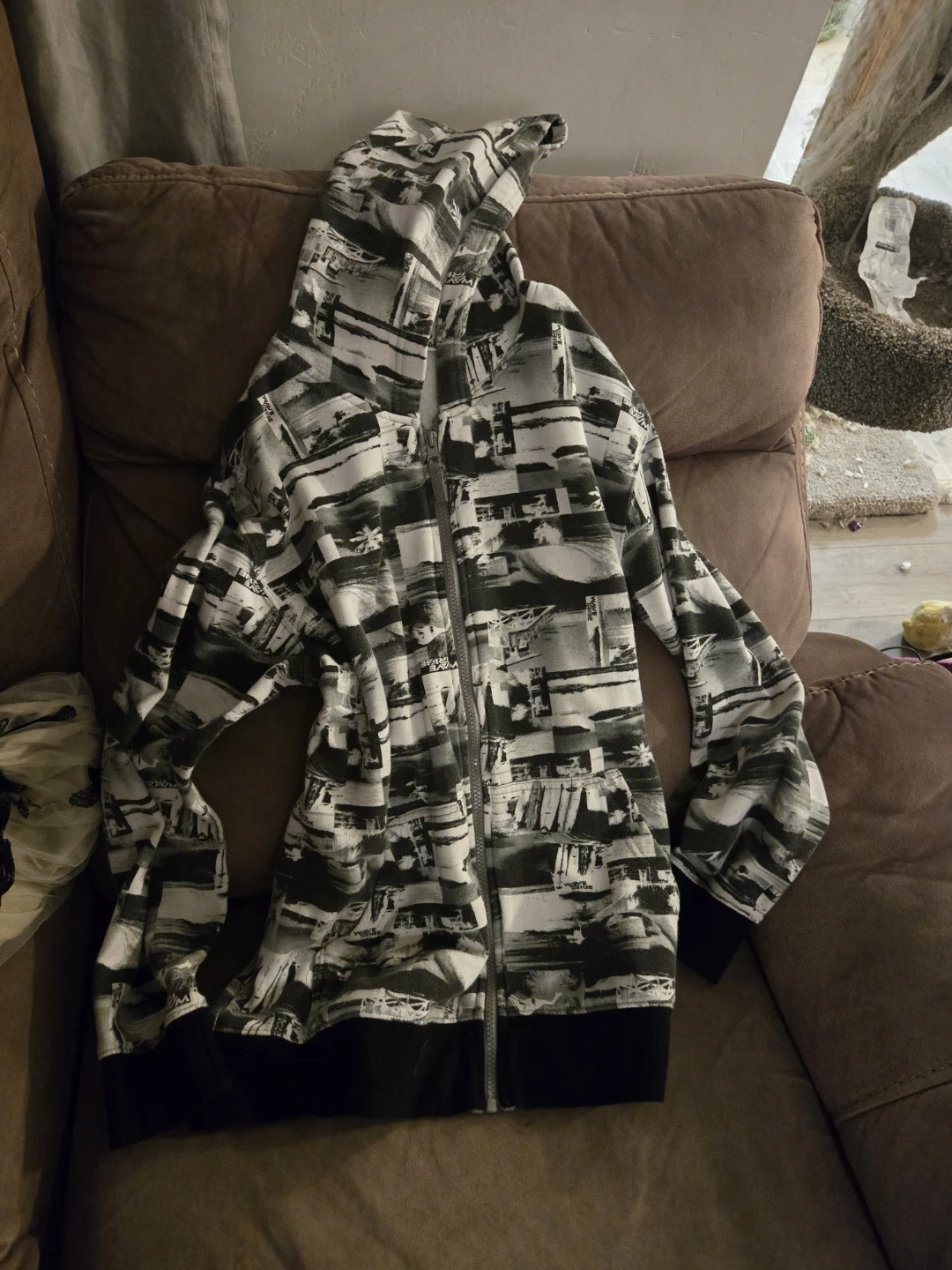 Wavetribe Hoodie