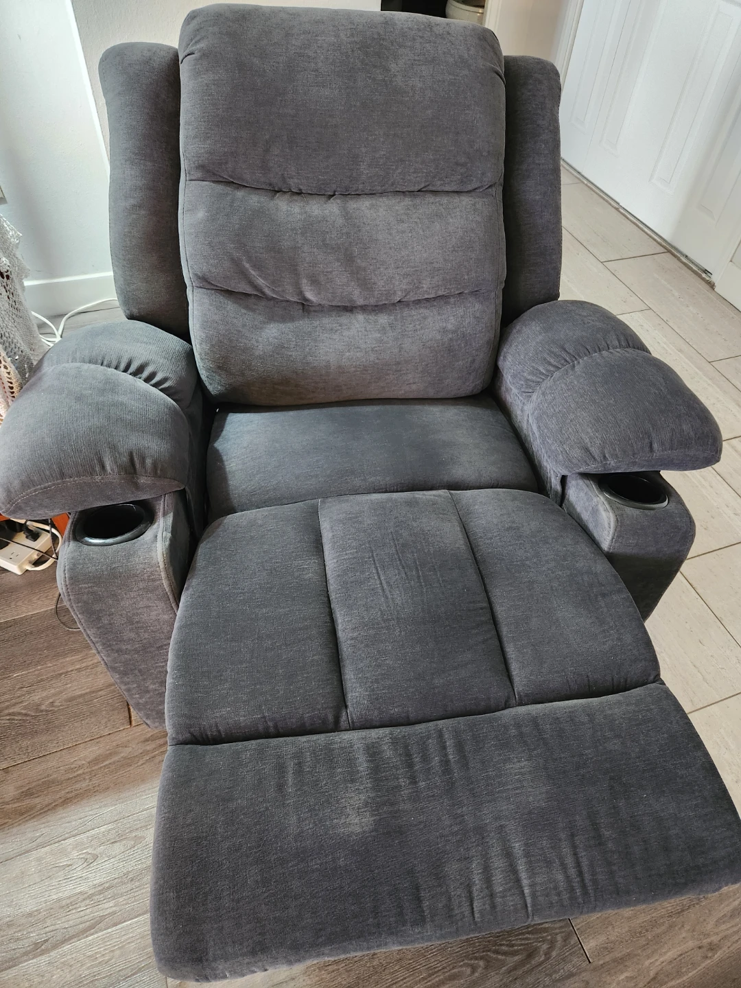 Swivel rocking recliner - photo 2