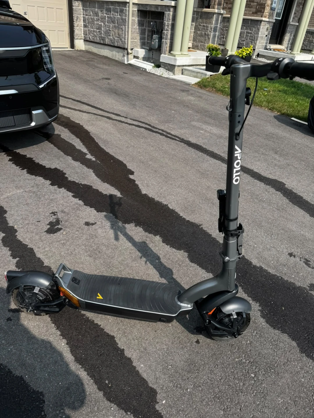 Apollo Electric Scooter
