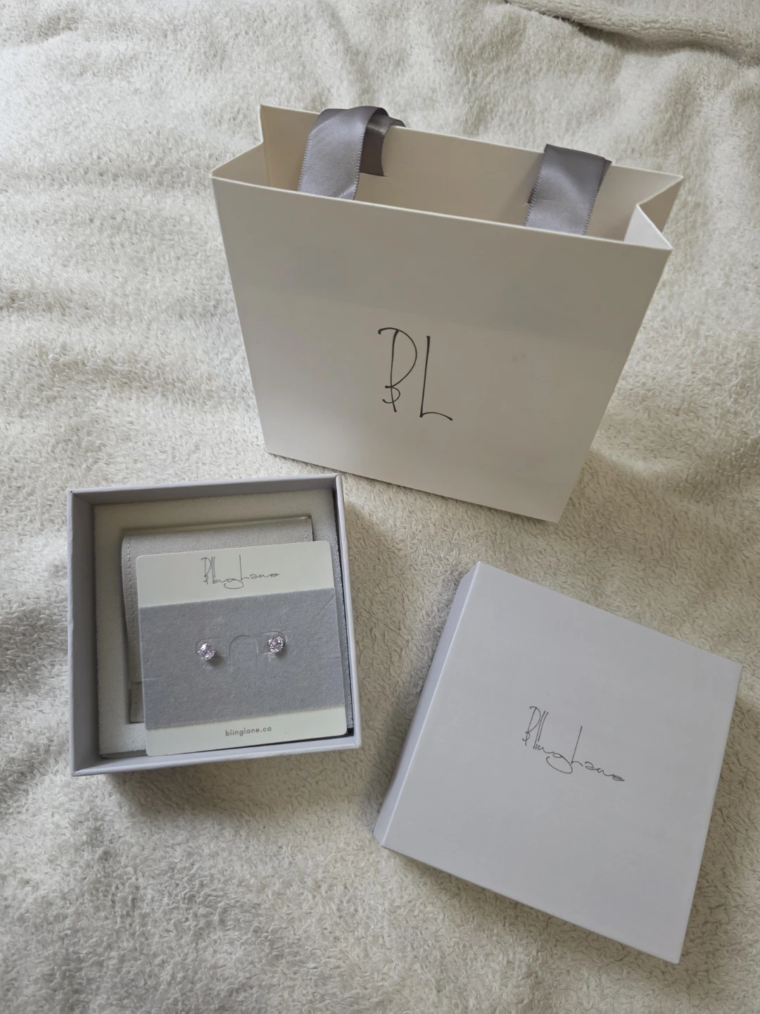 GIFTABLE Brand New Sterling Silver Crystal Stud Earrings