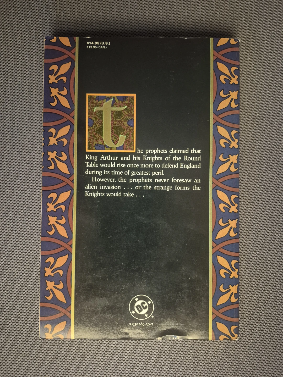DC Comics - Camelot 3000 (TPB) - photo 2
