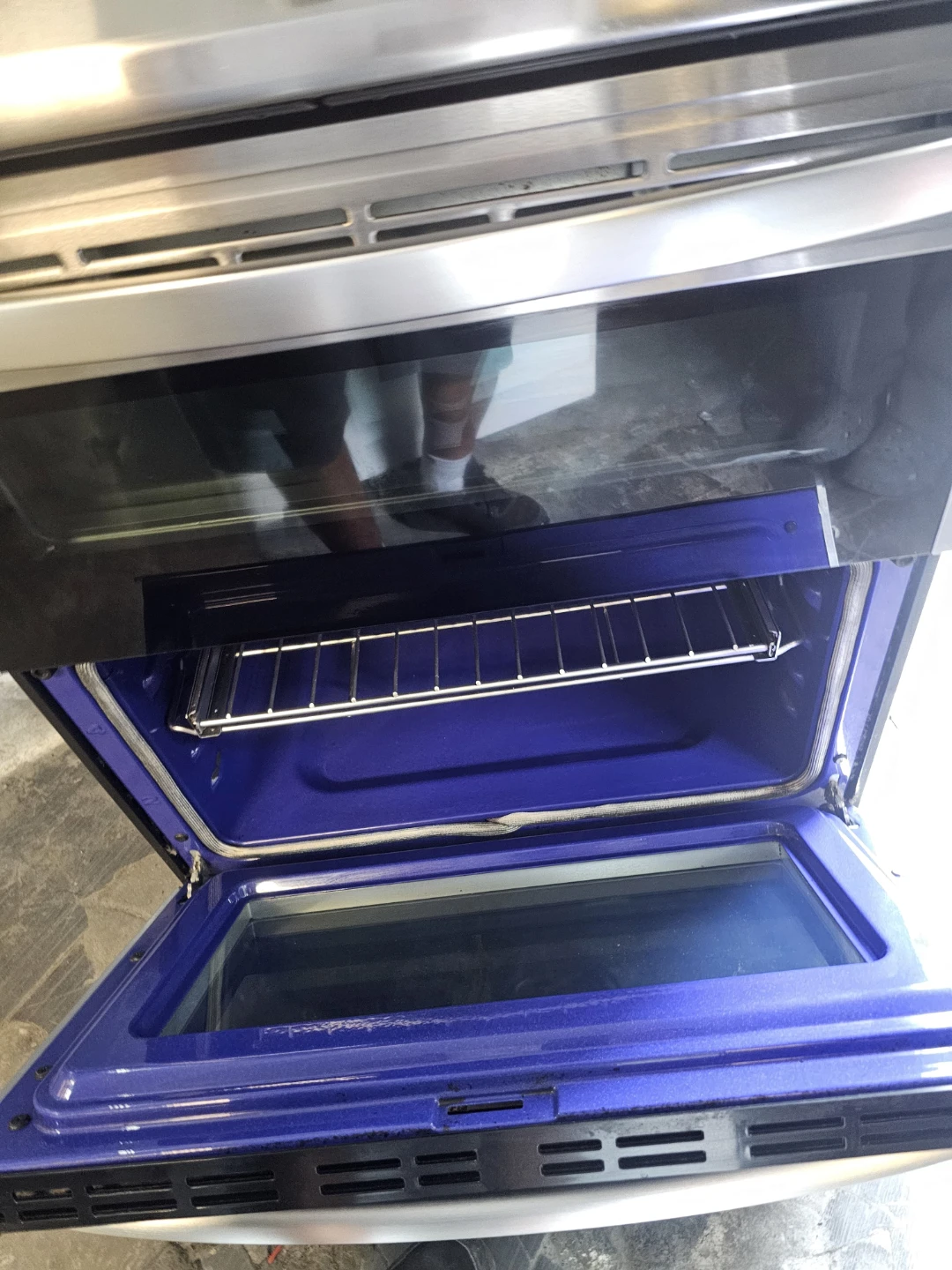 Lg 30in Stainless steel double oven electric stove - photo 2