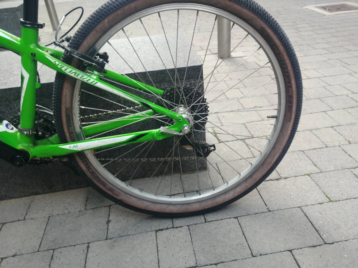 Specialized Hardrock Mountain Bike - photo 4