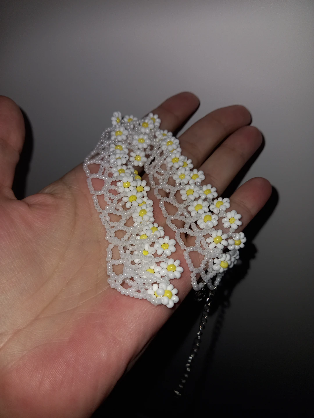 Daisy Beaded Choker Necklace - photo 4