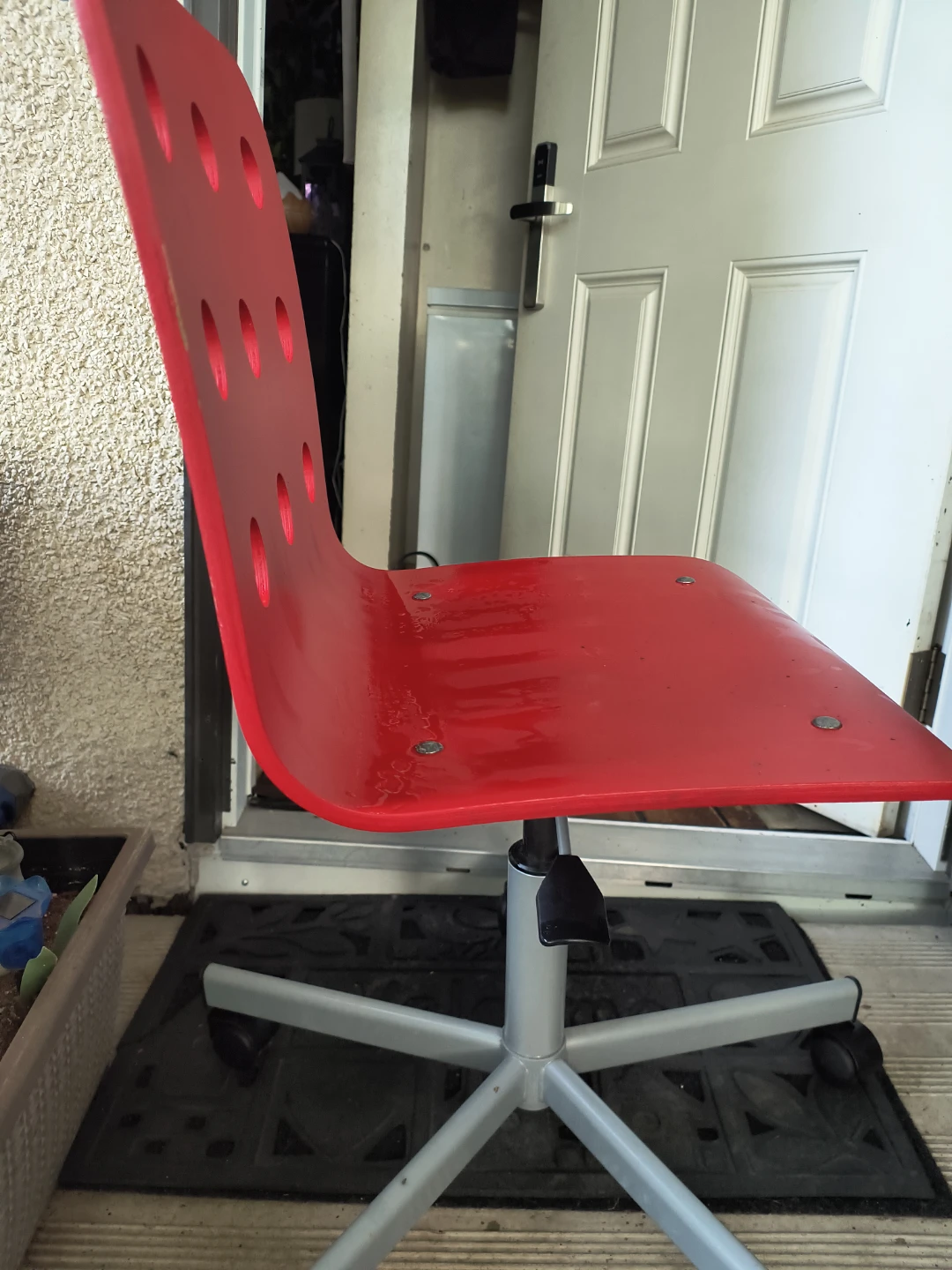 Red Swivel Office Chair