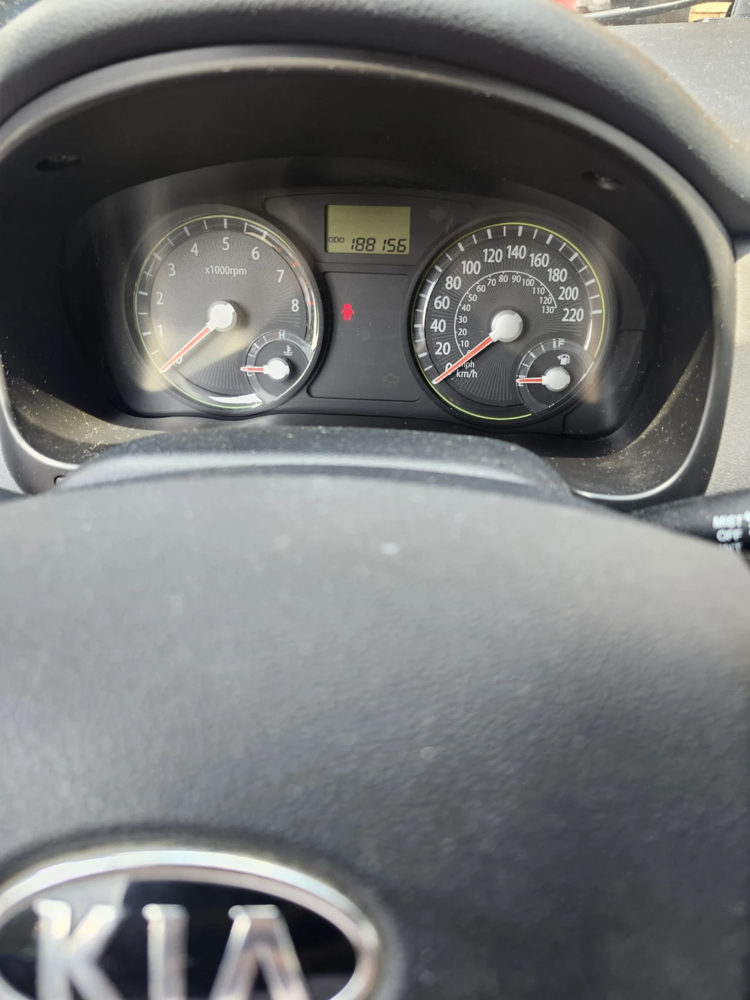 Blue Kia Rio Hatchback - photo 5