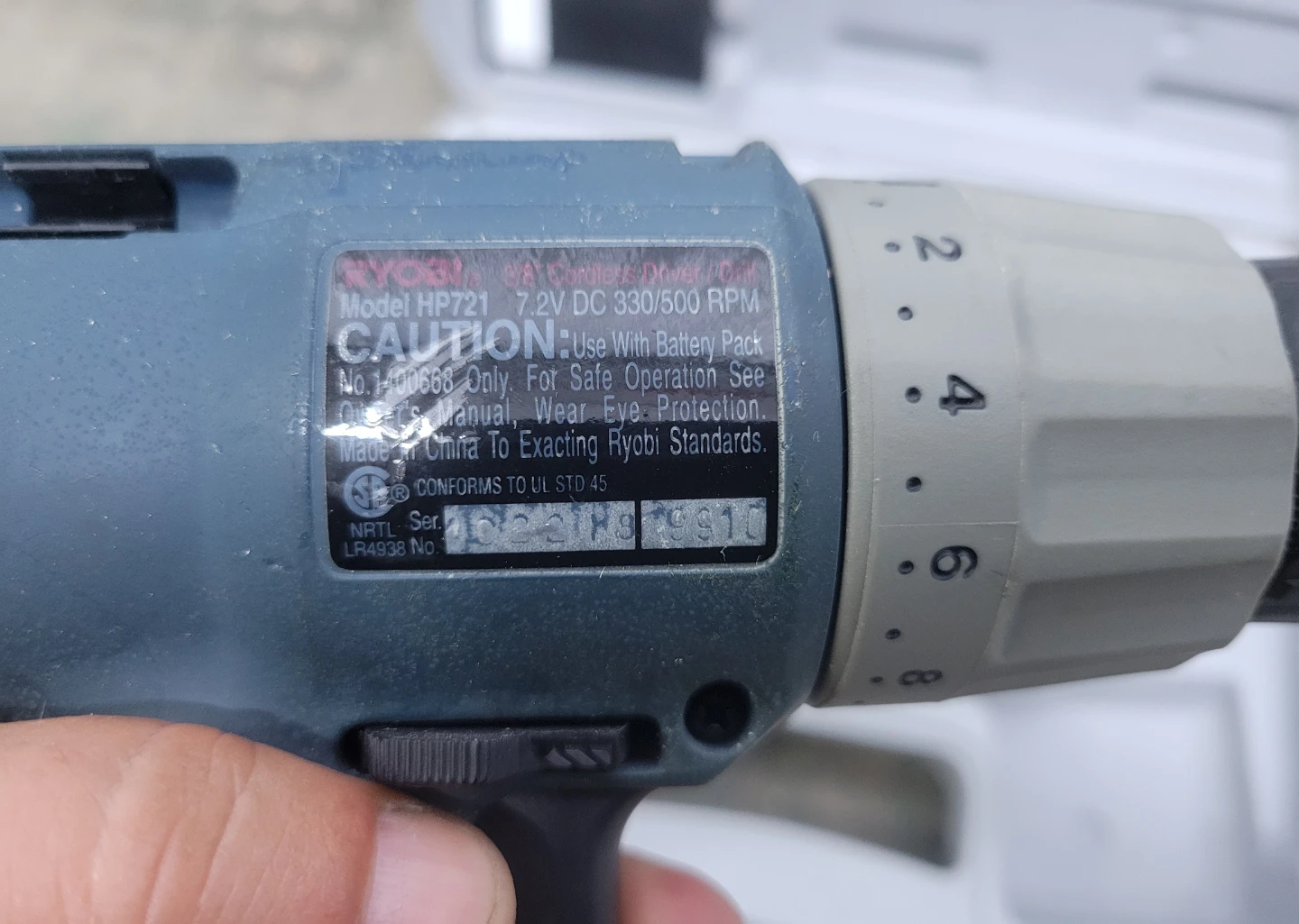 Ryobi 7.2V Cordless Drill and Flashlight Combo Kit - photo 3