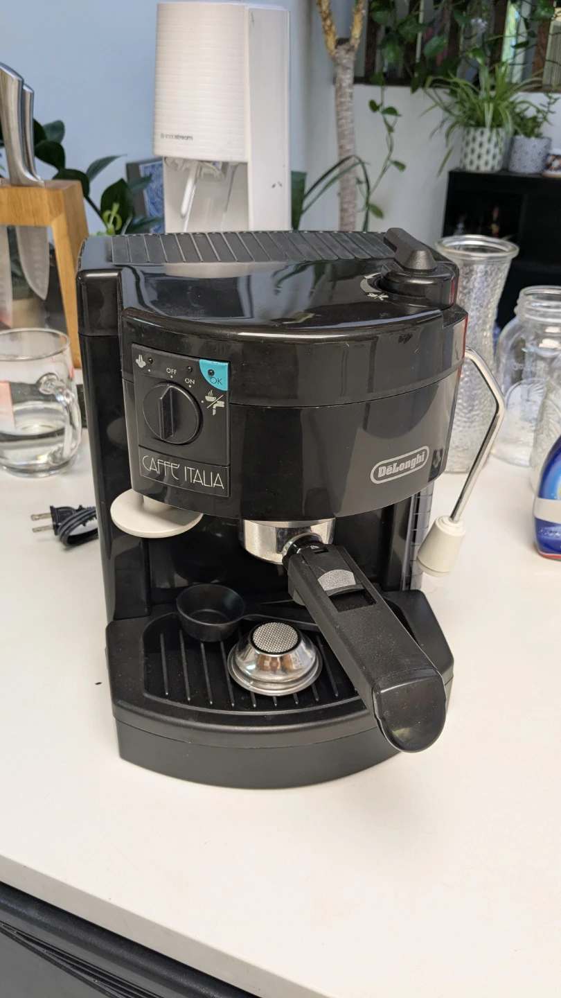 DeLonghi Caffe Italia Espresso Machine BAR 16 U