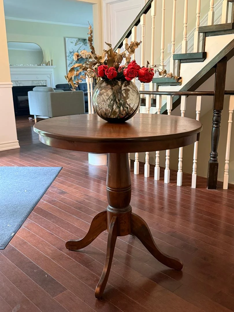 Round Wooden Pedestal Side Table - photo 2