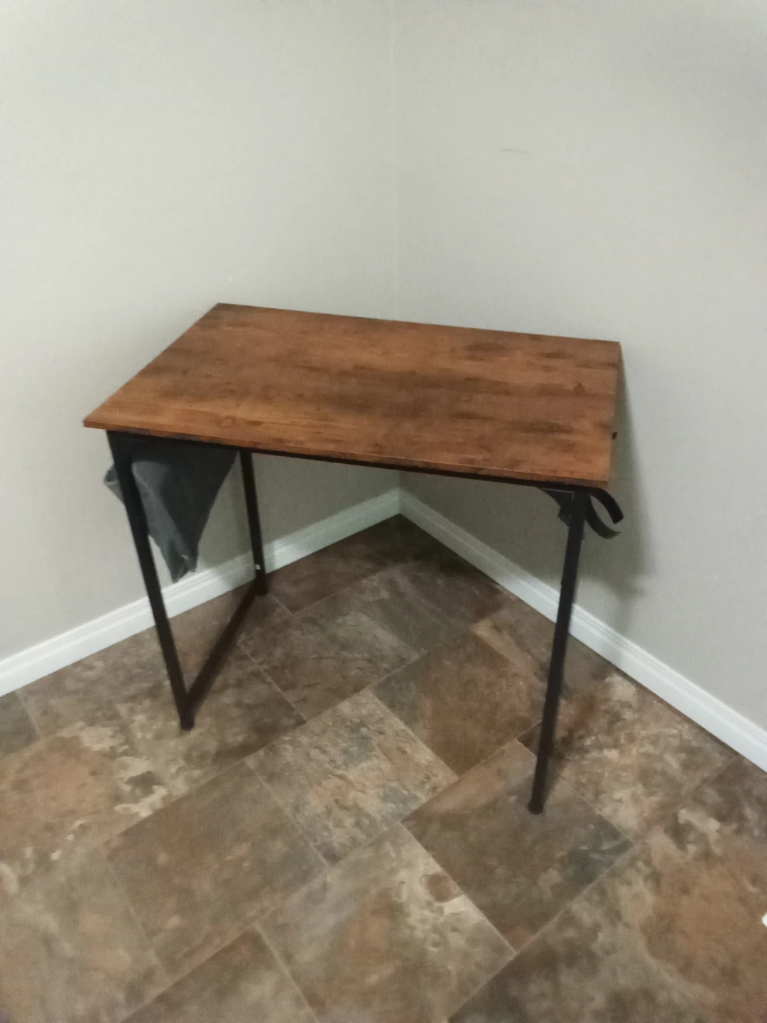 Wooden Top Desk with Metal Legs