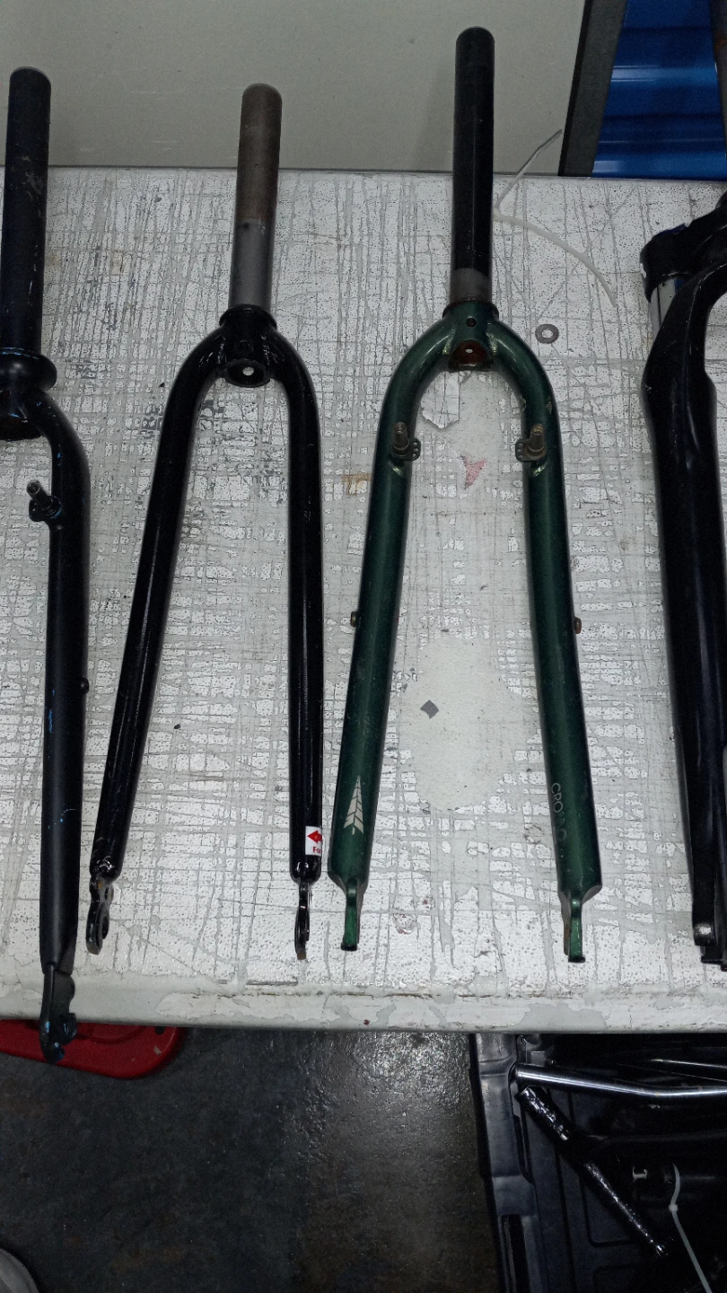 Lot of aluminum Bicycle Forks - photo 4