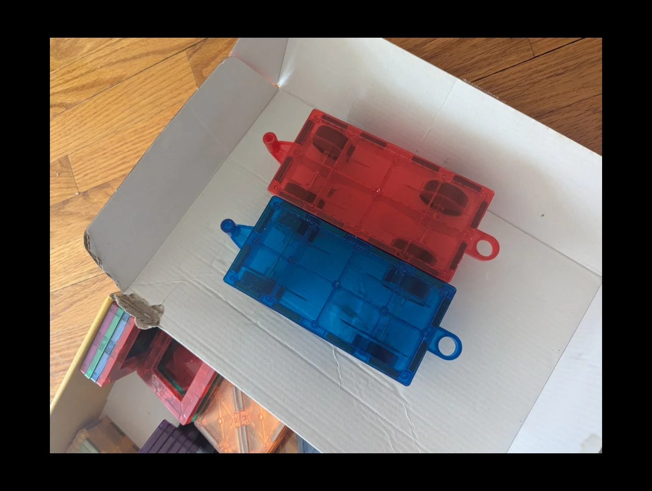 Magnetic Building Tiles with Toy Cars - photo 2