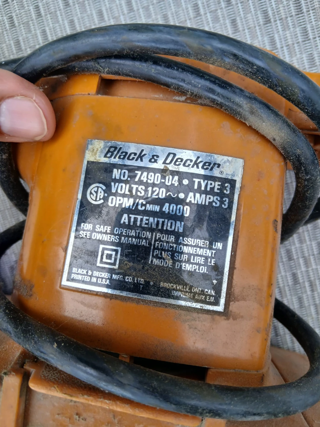 Black & Decker Dual Action Sander - photo 5