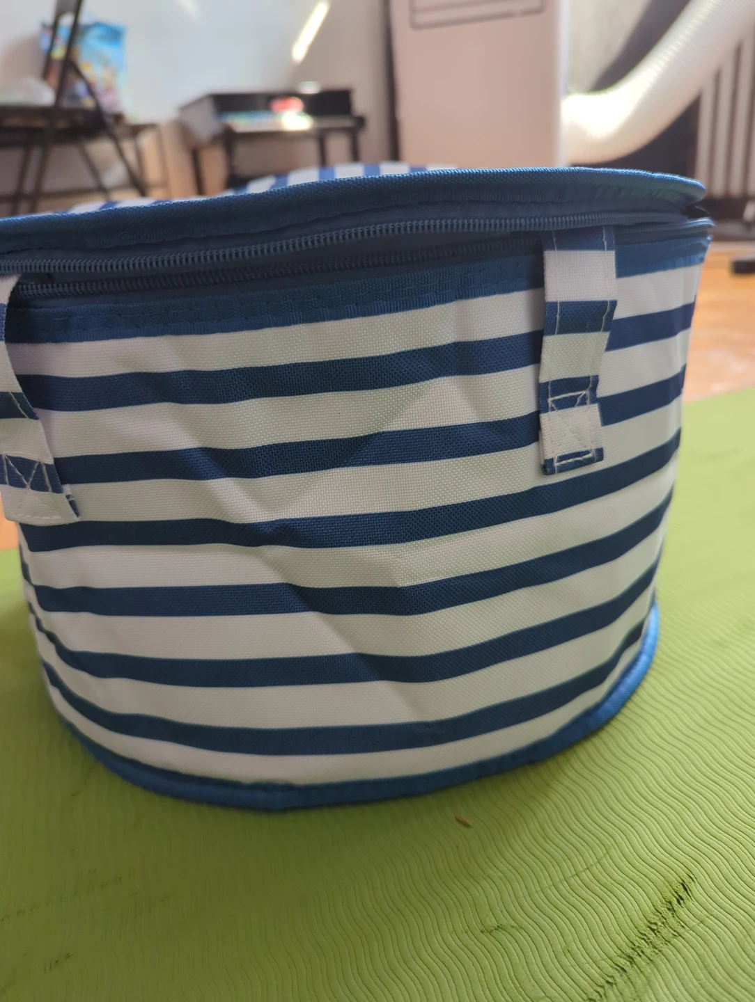 Blue and White Striped Insulated Lunch Bag - photo 2
