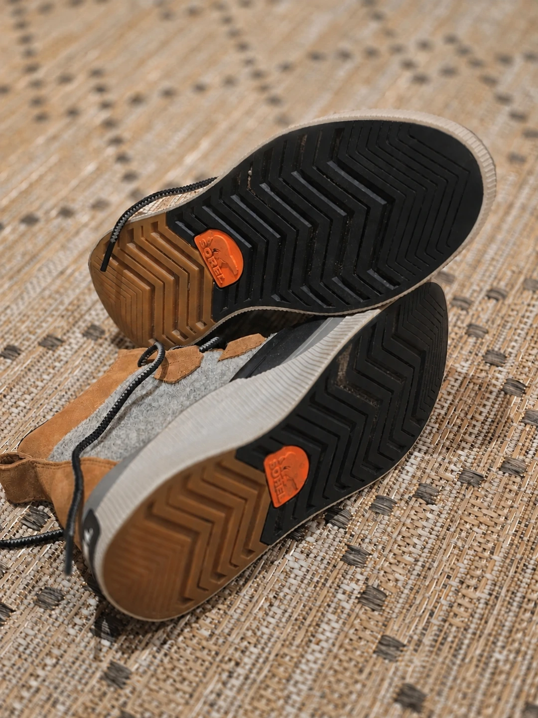 Sorel Boots - Tan and Grey - photo 5