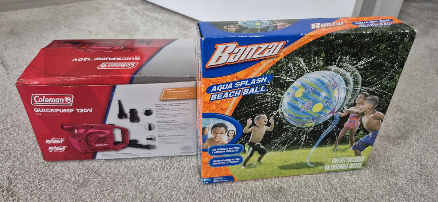 Coleman Quickpump 120V & Banzai Aqua Splash Beach Ball