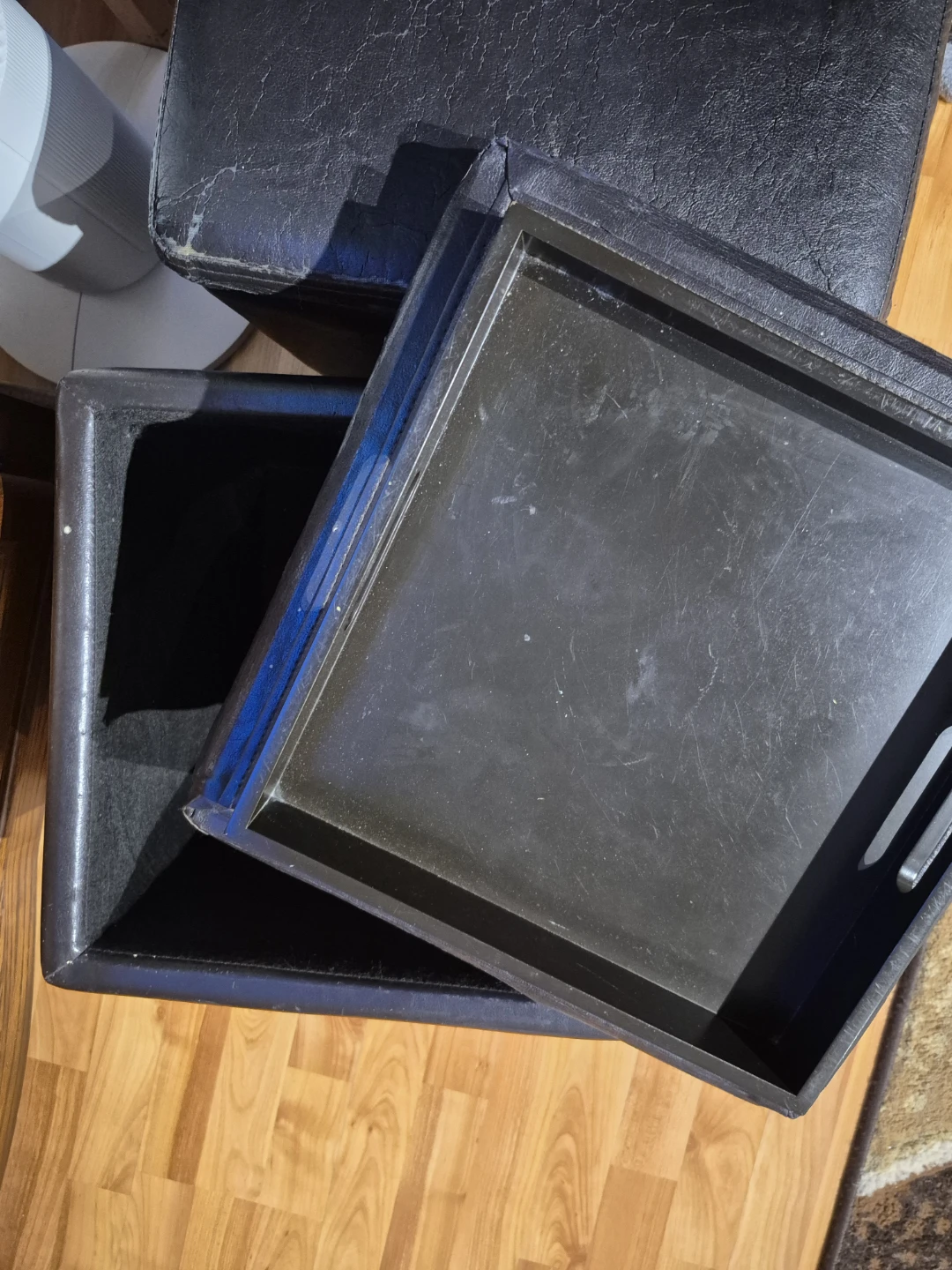 ** FREE ** Set of 2 Storage Ottomans - photo 3