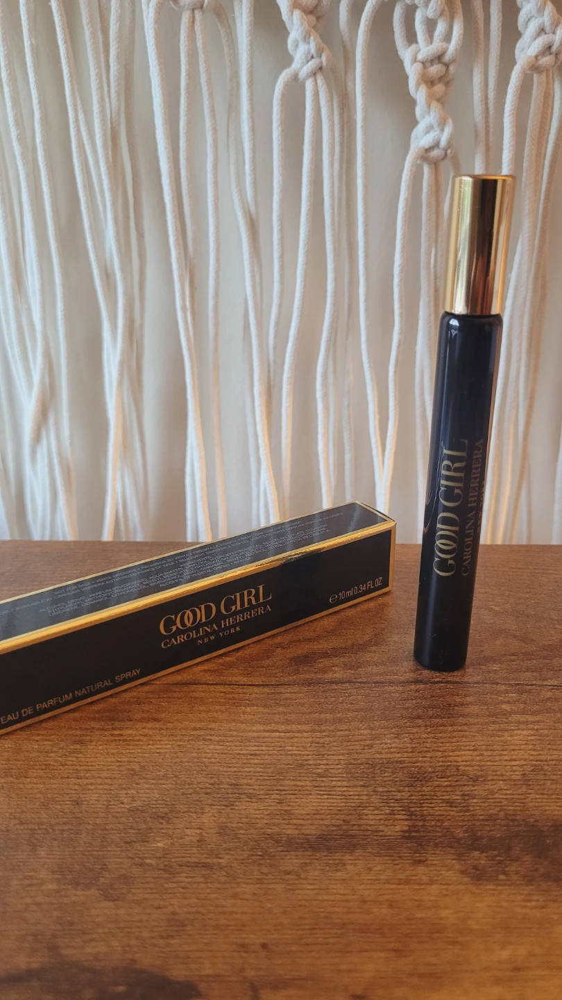 Carolina Herrera Good Girl 10 mL Travel Spray - photo 2
