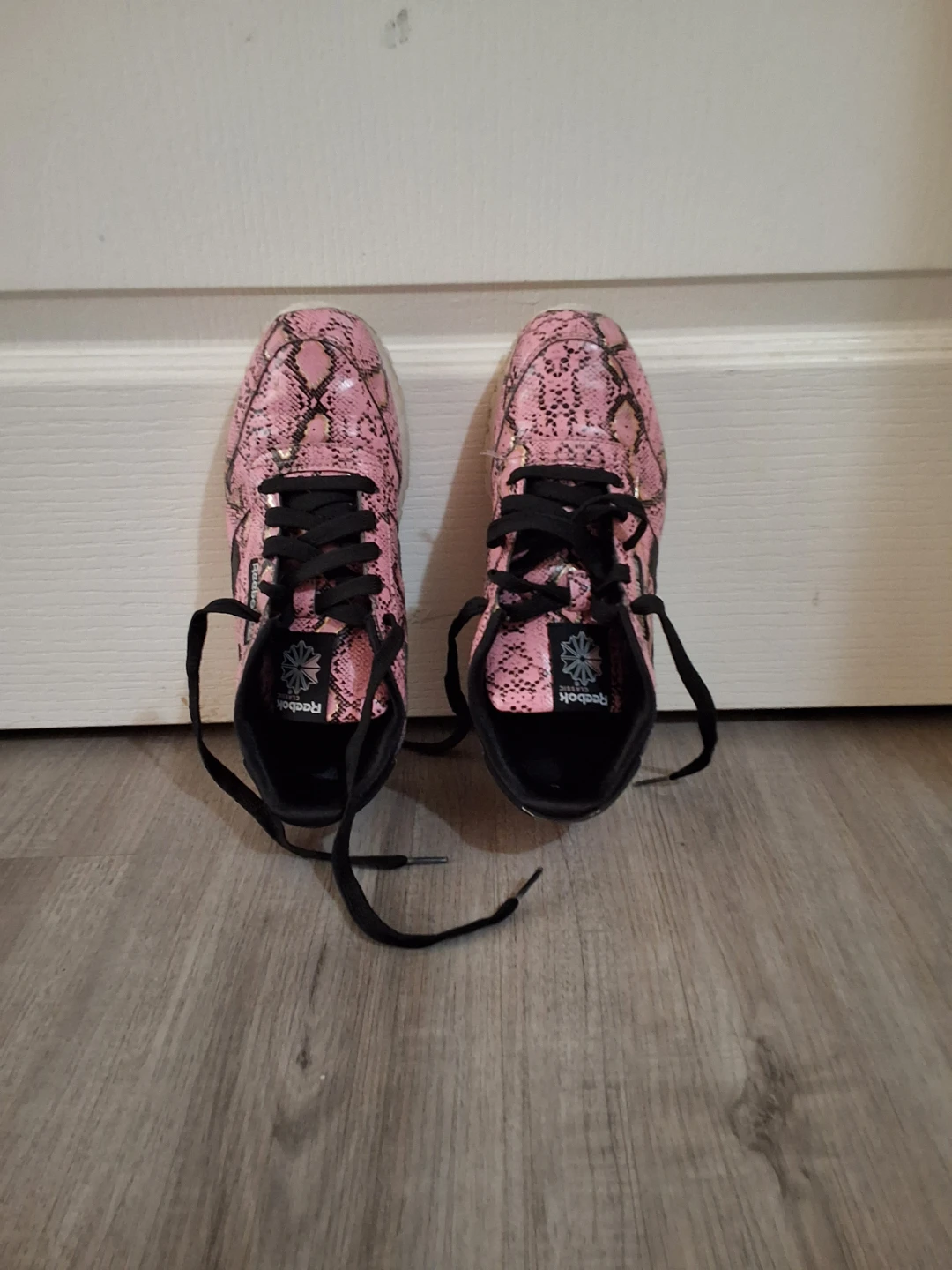 Reebok Pink Snakeskin Sneakers Size 5